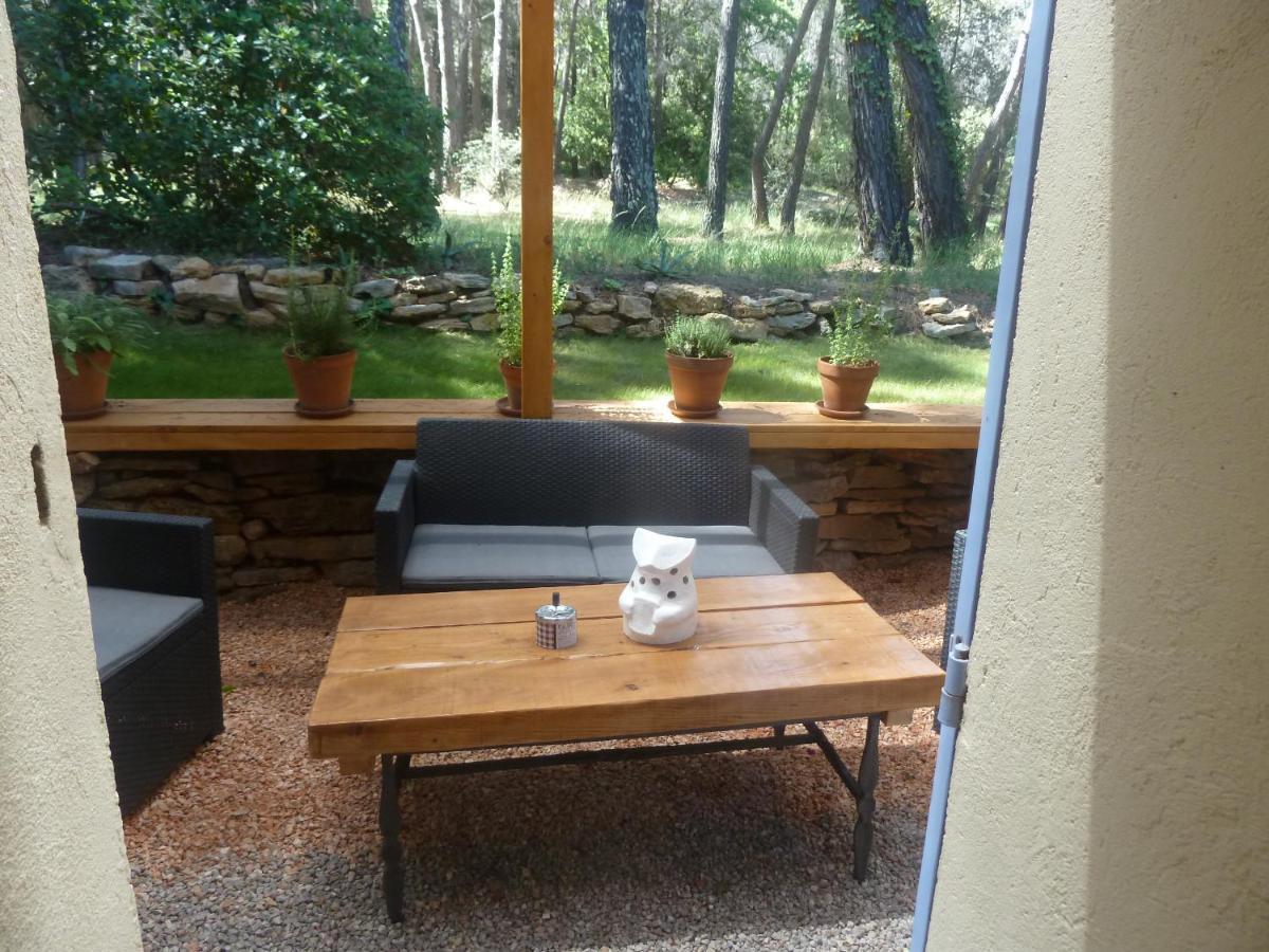 Villa Les Oliviers Draguignan Exterior photo